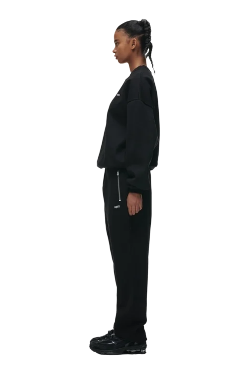 CREWNECK BLACK(Crew Neck Black) -Simple Daily Wear Store 0023 6PM ECOM 6PM plus Look 46 2103