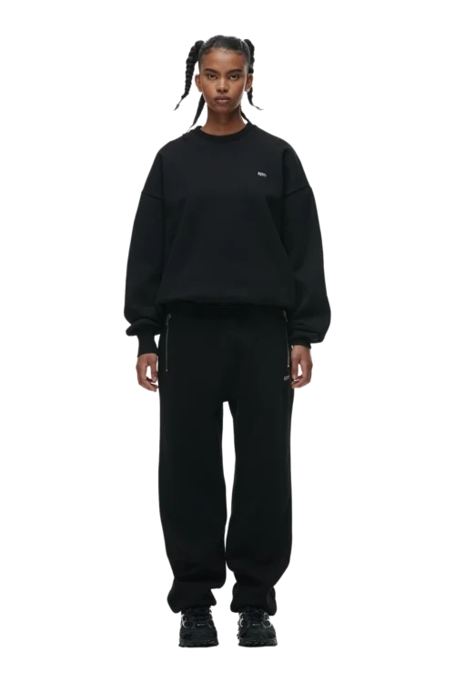 CREWNECK BLACK(Crew Neck Black) -Simple Daily Wear Store 0024 6PM ECOM 6PM plus Look 46 2097