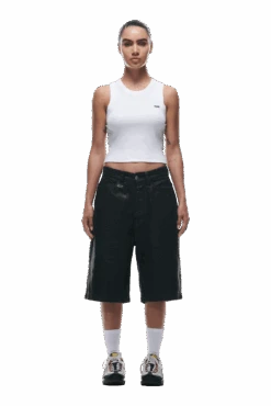 COATED DENIM SHORTS BLACK(Coated Denim Shorts Black) -Simple Daily Wear Store 0059 2406 6PM ECOM COLLECTION 2 LOOK 24 13362 min