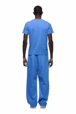 SLIM FIT T-SHIRT PERSIAN BLUE(Slim Fit T Shirt Persian Blue) 7 SLIM FIT T-SHIRT PERSIAN BLUE(Slim Fit T Shirt Persian Blue) -Simple Daily Wear Store 1337x2005 6PM Spring 0003 250310 6PM ECOM LOOK 27 1501 min