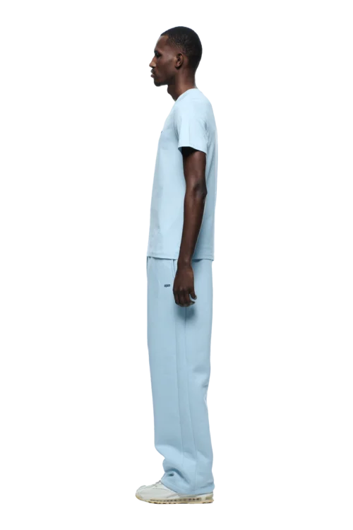 SLIM FIT T-SHIRT ICE BLUE(Slim Fit T Shirt Ice Blue) -Simple Daily Wear Store 1337x2005 6PM Spring 0010 250310 6PM ECOM LOOK 25 1515 min