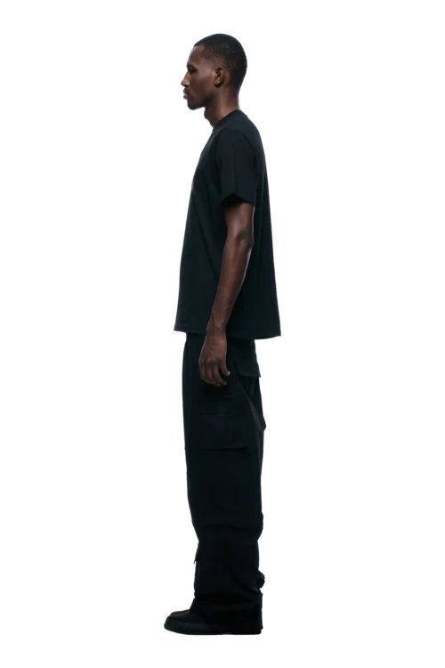 OLD ENGLISH CAMO TEE BLACK(Old English Camo Tee Black) -Simple Daily Wear Store 1337x2005 6PM Spring 0039 250310 6PM ECOM LOOK 20 1025 min