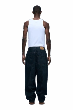 TYPE 6 DENIM BLUE RAW(Type 6 Denim Blue Raw) -Simple Daily Wear Store 1337x2005 6PM Spring 0081 250310 6PM ECOM LOOK 13 772 min