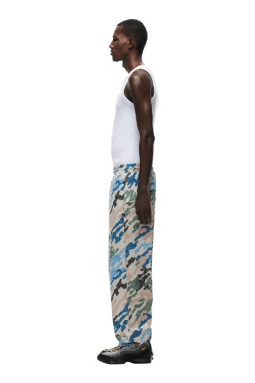 DOT CAMO TRACK PANTS(Dot Camo Track Pants) -Simple Daily Wear Store 1337x2005 6PM 0022 2408 6PM ECOM LOOK 16 1059 min