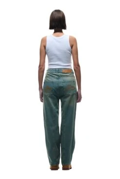 CENTER SEAM DENIM LIGHT WASH(Regular Denim Seams Light Blue Wash Denim) -Simple Daily Wear Store 1337x2005 0128 141124 6PM BF24 LOOK 22 1054