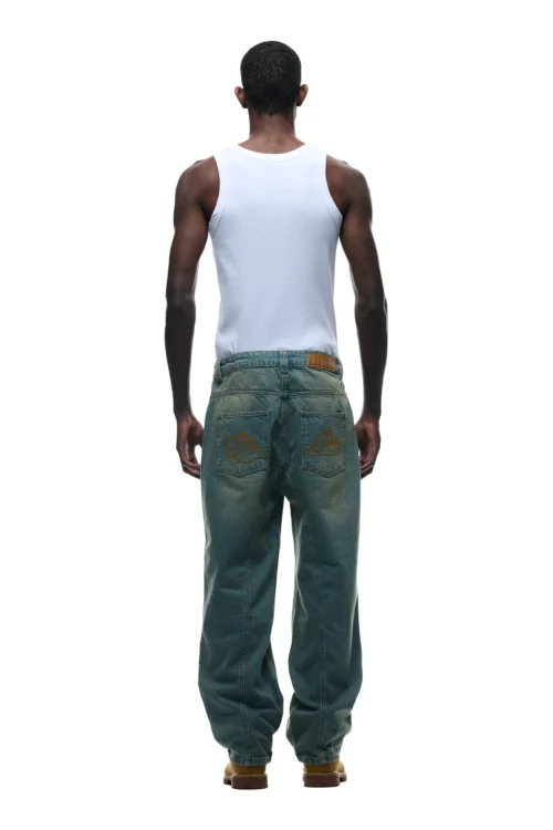 CENTER SEAM DENIM LIGHT WASH(Regular Denim Seams Light Blue Wash Denim) -Simple Daily Wear Store 1337x2005 0131 141124 6PM BF24 LOOK 22 1114