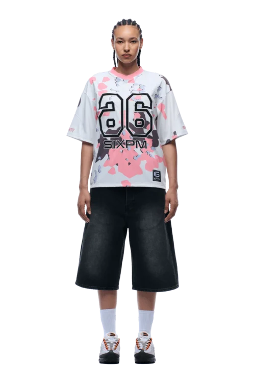 CAMO JERSEY FLAMINGO(Camo Jersey Flamingo) -Simple Daily Wear Store 1337x2005 px 6PM 0020 250630 6PM ECOM LOOK 06 1726 min