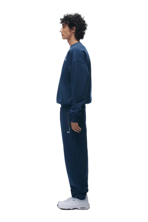 CREWNECK NAVY(Crewneck Navy) -Simple Daily Wear Store 22230330 6PM NOS23 Look 34 0953 min