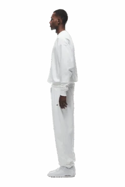 CREWNECK COCONUT WHITE(Crewneck Coconut White) -Simple Daily Wear Store 2406 6PM ECOM LOOK 32 1565 min