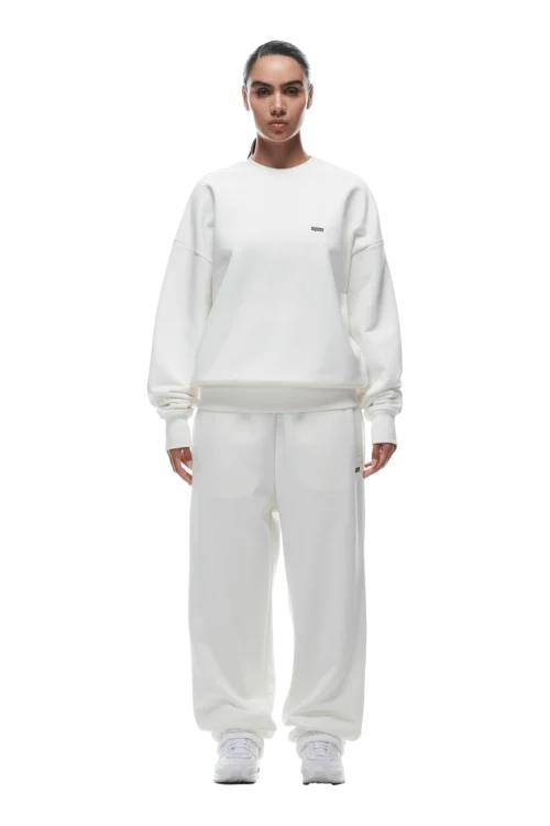 CREWNECK COCONUT WHITE(Crewneck Coconut White) -Simple Daily Wear Store 2406 6PM ECOM LOOK 32 2262 min