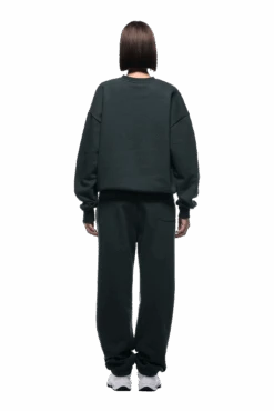 CREWNECK DARK EMERALD(Crewneck Dark Emerald) 13 CREWNECK DARK EMERALD(Crewneck Dark Emerald) -Simple Daily Wear Store 2500x1337 6pm 0012 241004 6PM Ecom Look 36 2010 min