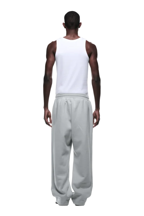 OPEN LEG JOGGER SMOKE GREY(Open Leg Jogger Smoke Grey) -Simple Daily Wear Store 2500x1337 6pm 0057 241004 6PM Ecom Look 29 1636 min