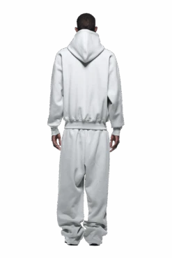 HOODIE SMOKE GREY(Hoodie Smoke Grey) -Simple Daily Wear Store 2500x1337 6pm 0069 241004 6PM Ecom Look 27 1596 min