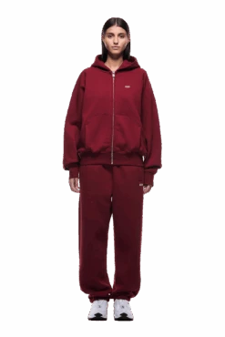ZIP HOODIE WINE RED(Zip Hoodie Wine Red) -Simple Daily Wear Store 2500x1337 6pm 0074 241004 6PM Ecom Look 26 1504 min