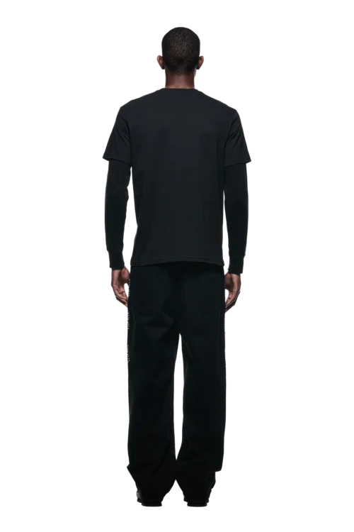 LAYERED LONGSLEEVE BLACK(Layered Longsleeve Black) 10 LAYERED LONGSLEEVE BLACK(Layered Longsleeve Black) -Simple Daily Wear Store 2500x1337 6pm 0153 241004 6PM Ecom Look 13 0888 min