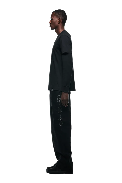 LAYERED LONGSLEEVE BLACK(Layered Longsleeve Black) 9 LAYERED LONGSLEEVE BLACK(Layered Longsleeve Black) -Simple Daily Wear Store 2500x1337 6pm 0154 241004 6PM Ecom Look 13 0885 min