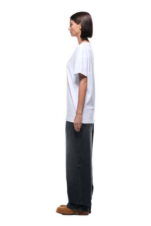 MONEY GUY TEE WHITE(Money Guy Tee White) 12 MONEY GUY TEE WHITE(Money Guy Tee White) -Simple Daily Wear Store 2500x1337 6pm 0167 241004 6PM Ecom Look 10 0745 min