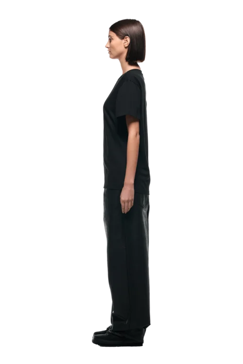 MONEY GUY TEE BLACK(Money Guy Tee Black) 12 MONEY GUY TEE BLACK(Money Guy Tee Black) -Simple Daily Wear Store 2500x1337 6pm 0173 241004 6PM Ecom Look 09 0594 min