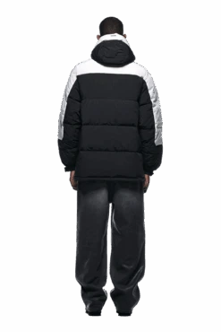 COACH PUFFER COAT BLACK(Coach Puffer Coat Black) -Simple Daily Wear Store 2500x1337 6pm 0184 241004 6PM Ecom Look 07 0415 min