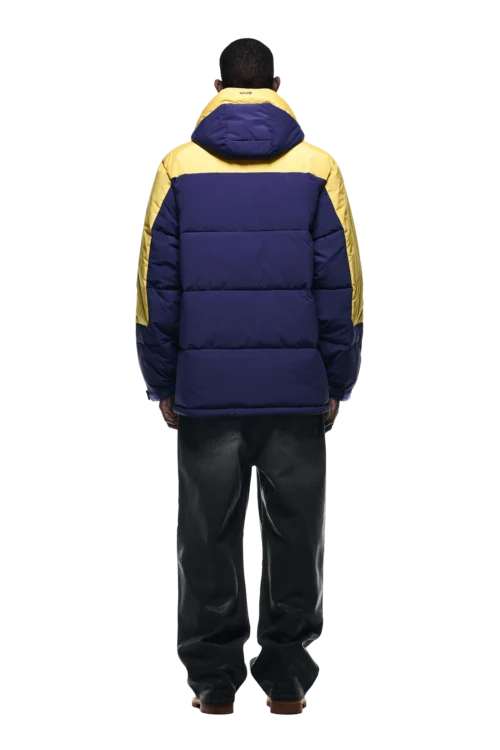 COACH PUFFER COAT BLUE(Coach Puffer Coat Blue) 10 COACH PUFFER COAT BLUE(Coach Puffer Coat Blue) -Simple Daily Wear Store 2500x1337 6pm 0190 241004 6PM Ecom Look 06 0385 min