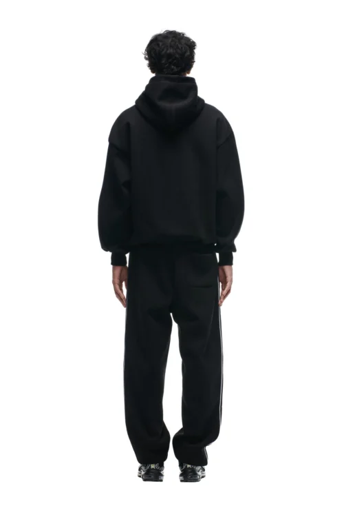 SHIELD LOGO HOODIE BLACK(Shield Logo Hoodie Black) -Simple Daily Wear Store 2673x4009px 6pm NFL ECOM 0052 20231024 6PM NFL ECOM LOOK 14 751