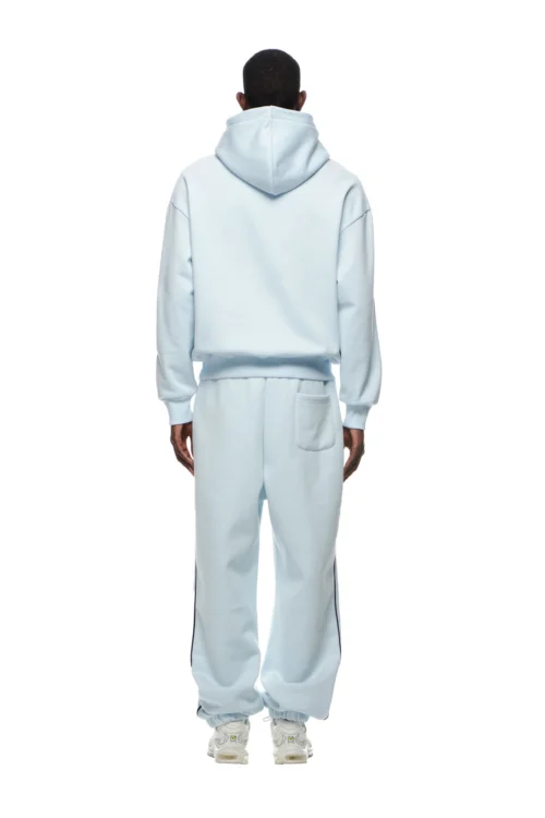 RECORDS HOODIE ICE BLUE(Records Hoodie Ice Blue) -Simple Daily Wear Store 2673x4009px 6pm 0024 20231218 Vitali Gelwich 6PM ECOM LOOK 6 033