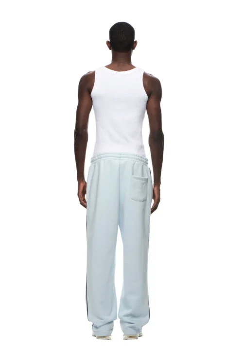 RECORDS OPEN LEG JOGGER ICE BLUE(Records Sweatpants Ice Blue) -Simple Daily Wear Store 2673x4009px 6pm 0030 20231218 Vitali Gelwich 6PM ECOM LOOK 4 050