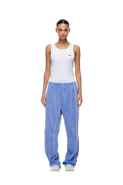 BF VELOURS TRACKPANTS PERSIAN BLUE(Bf Velours Trackpants Persian Blue) 9 BF VELOURS TRACKPANTS PERSIAN BLUE(Bf Velours Trackpants Persian Blue) -Simple Daily Wear Store 2673x4009px 6pm 0091 20231109 6PM BlackFriday and Records Ecom LOOK 07 0394