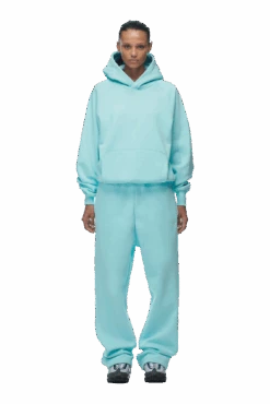 HOODIE TURQUOISE(Hoodie Turquoise) -Simple Daily Wear Store 2673x4009px 0110 6PM ECOM Look 51 0852 min