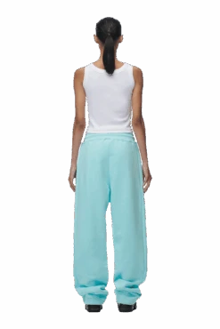 OPEN LEG JOGGER TURQUOISE(Open Leg Jogger Turquoise) 13 OPEN LEG JOGGER TURQUOISE(Open Leg Jogger Turquoise) -Simple Daily Wear Store 2673x4009px 0114 6PM ECOM Look 49 0834 min